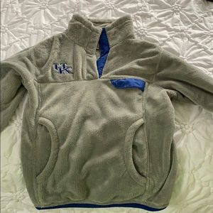 University of Kentucky (button) Fleece Pullover.